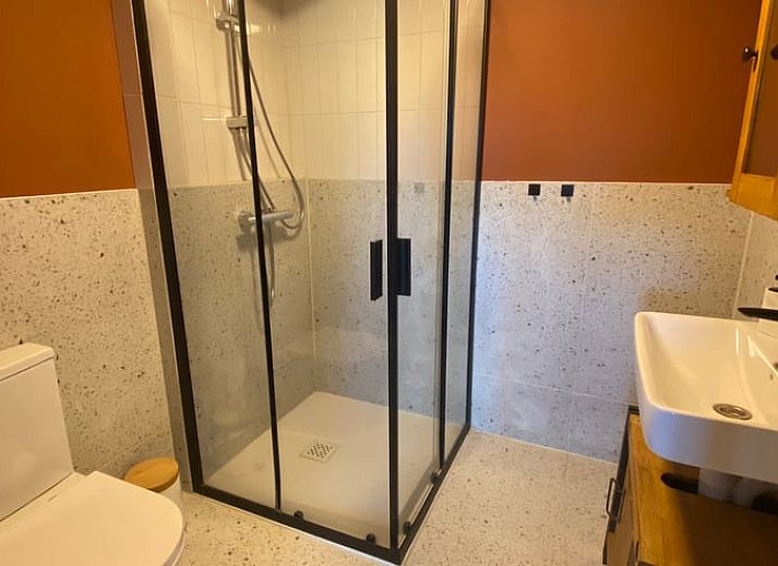 Aerial view of Cottage in Wijhe and surrounding nature in Salland, Overijssel.