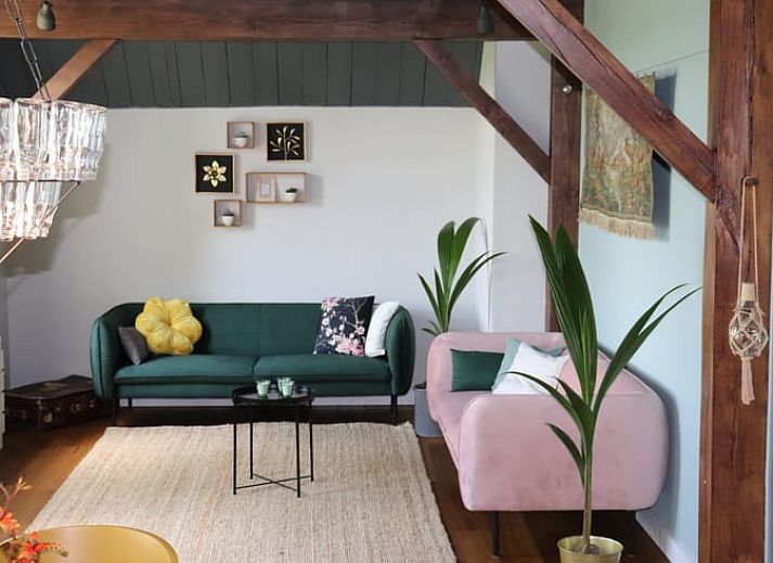 Ontspannen in de hot tub bij Vakantiehuis in Zwolle, met prachtig uitzicht over de natuur van Salland, Overijssel, ideaal voor wellness.