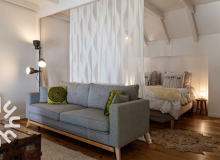 Entree van vakantiehuis OV529 in Zwolle, Salland, omgeven door groen in Overijssel.