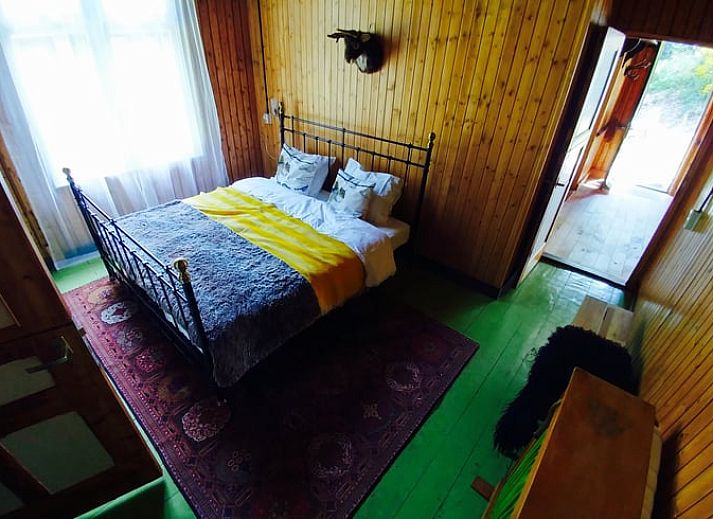 Kind geniet van de natuur rondom Huisje in Okkenbroek, vakantiehuis in Salland, Overijssel.
