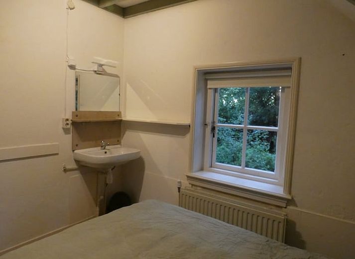 Geraeumiges Interieur des Ferienhauses in Olst mit moderner Kuecheneinrichtung in Salland, Overijssel.