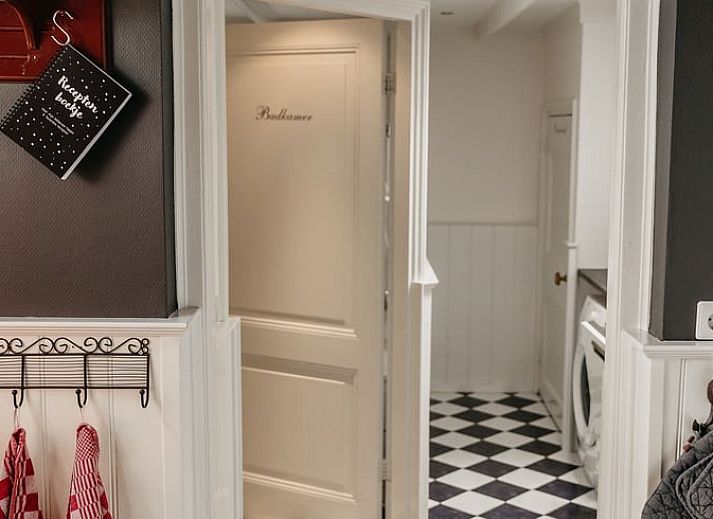 Willkommen im Ferienhaus in Olst in Salland, Overijssel mit einladendem Schild.