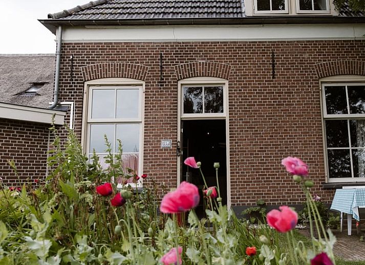 Dekorative Details in der Halle des Ferienhauses in Olst, Salland, Overijssel.