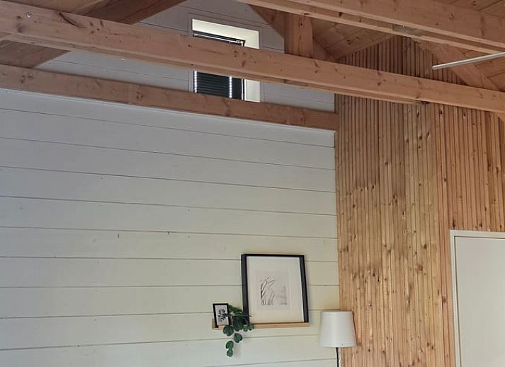 Blick auf gruene Felder und laendliche Umgebung in Huisje in Olst, Ferienhaus in Salland, Overijssel, ideal fuer Ruhesuchende.