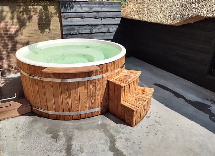 Retro jukebox in the living room of Holiday home in Nieuwleusen, Salland, Overijssel.