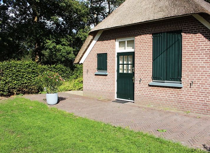 Vorderansicht von Cottage in Heino, charmantes Ferienhaus in Salland, Overijssel.