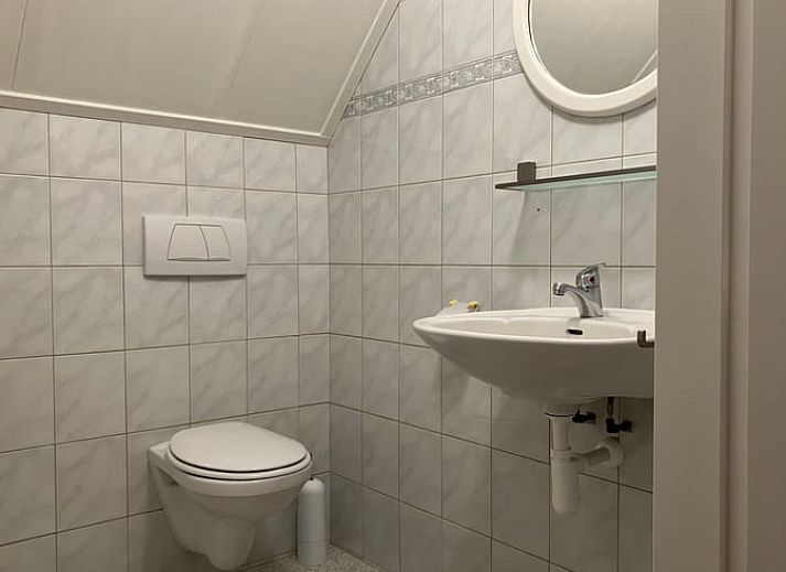 Rustikales Ferienhaus in Hellendoorn, gelegen im gruenen Salland, Overijssel, mit einem charmanten Garten und laendlicher Umgebung.