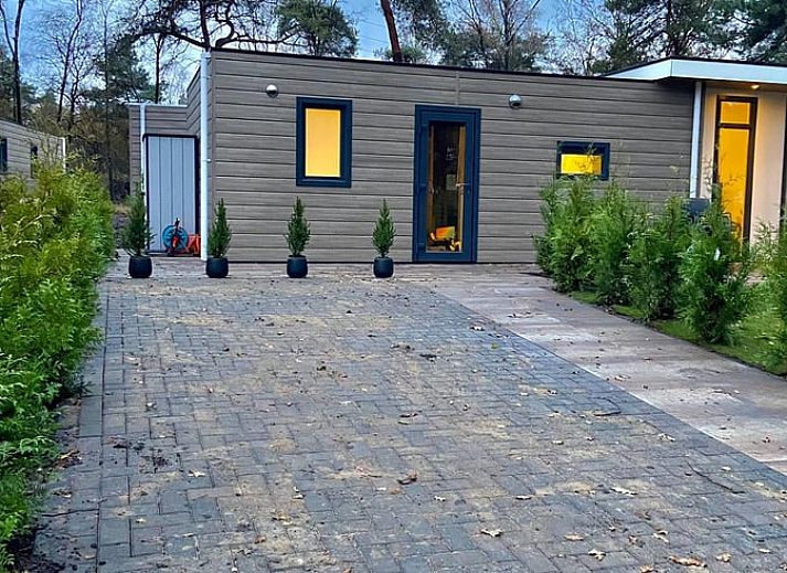 Geniet van de jacuzzi bij Huisje in Hellendoorn, vakantiehuis in Hellendoorn, Overijssel.