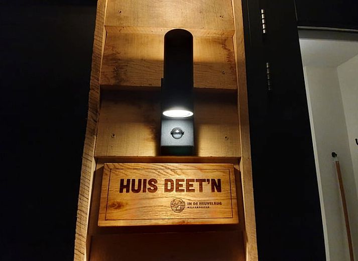 Moderne keuken in Huisje in Hellendoorn vakantiehuis in Salland, Overijssel