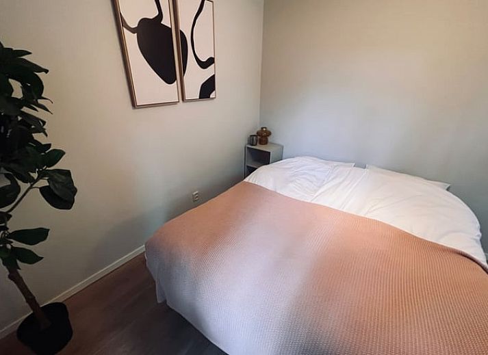 Aussenbereich mit Gartenmoebeln im Ferienhaus in Hellendoorn, Overijssel.