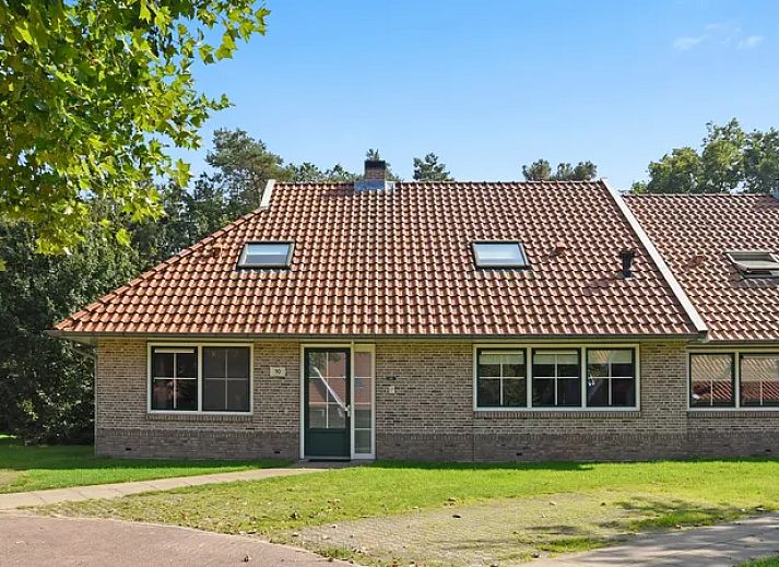 Verblijf 533209 • Bungalow Salland • Landgoed De Hellendoornse Berg | 12-persoons bungalow - Extr 