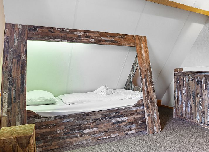 Landgoed De Hellendoornse Berg 6-persoons kinderbungalow in Haarle, Overijssel, met ruime tuin en terras.