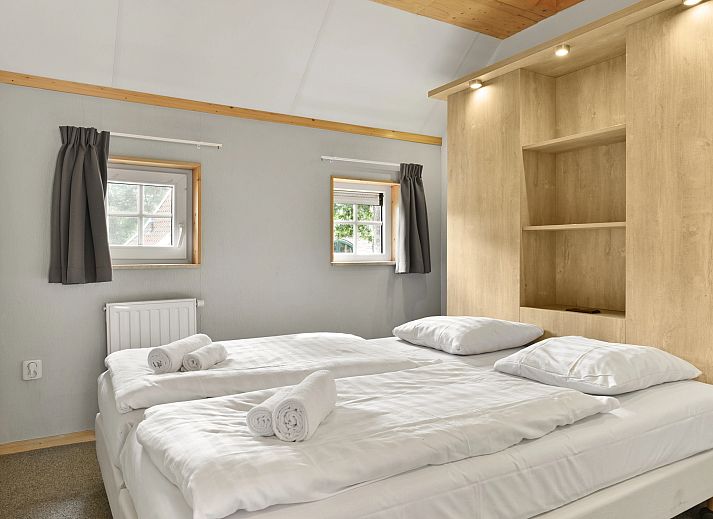 Cozy living room in Landgoed De Hellendoornse Berg bungalow, Haarle, Overijssel.