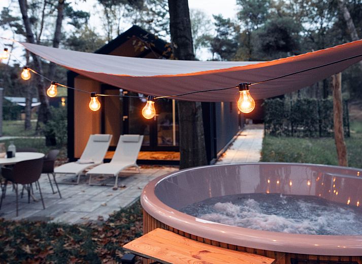 Unterkunft 533235 • Ferienhaus Salland • Modern ingerichte 4 persoons lodge met hottub in Haarle