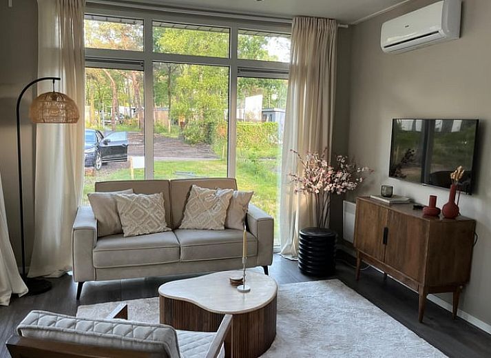 Geniessen Sie den luxurioesen Whirlpool im Ferienhaus in Haarle, das in der schoenen Landschaft von Salland, Overijssel, liegt.