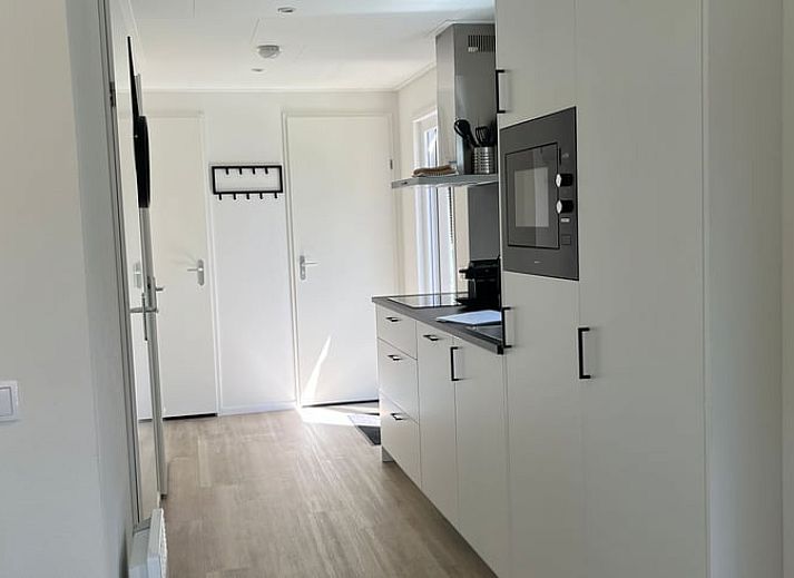 Experience luxury with the hot tub at Holiday Home in Haarle, perfect for relaxation in Hellendoorn, Overijssel.