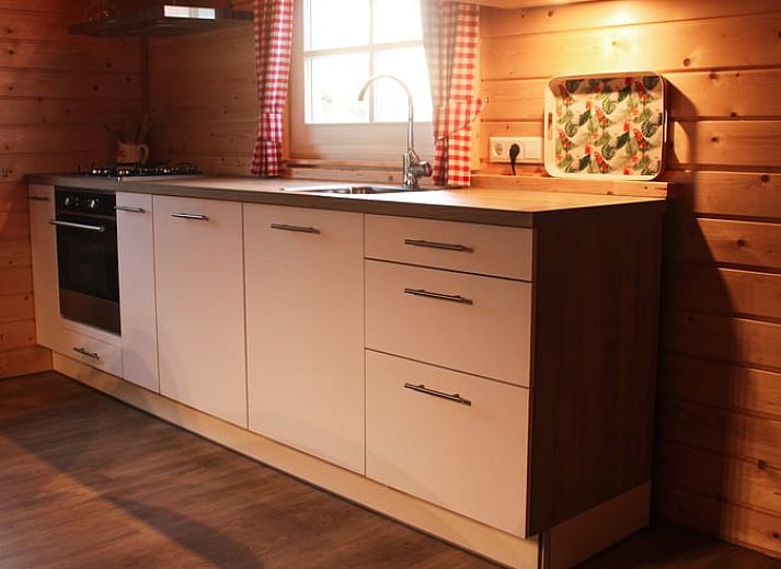 Charming exterior of Huisje in Hasselt, vacation home in green Salland, Overijssel.