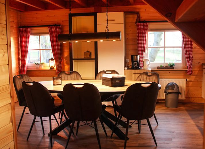 Charming exterior of Huisje in Hasselt, vacation home in green Salland, Overijssel.