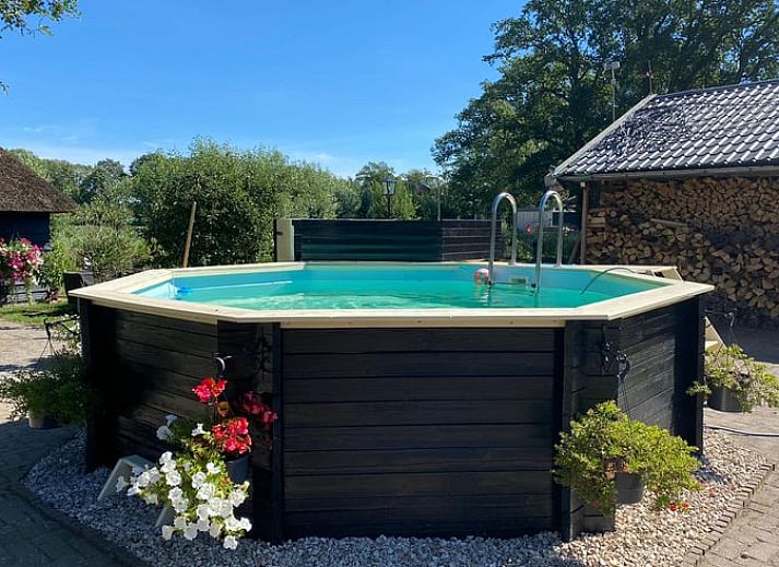 Vakantiehuis in Nieuw Heeten met charmante veranda in Salland, Overijssel.