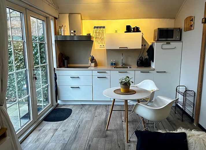 Relax in de luxe jacuzzi bij Vakantiehuis in Nieuw Heeten, Salland, Overijssel.