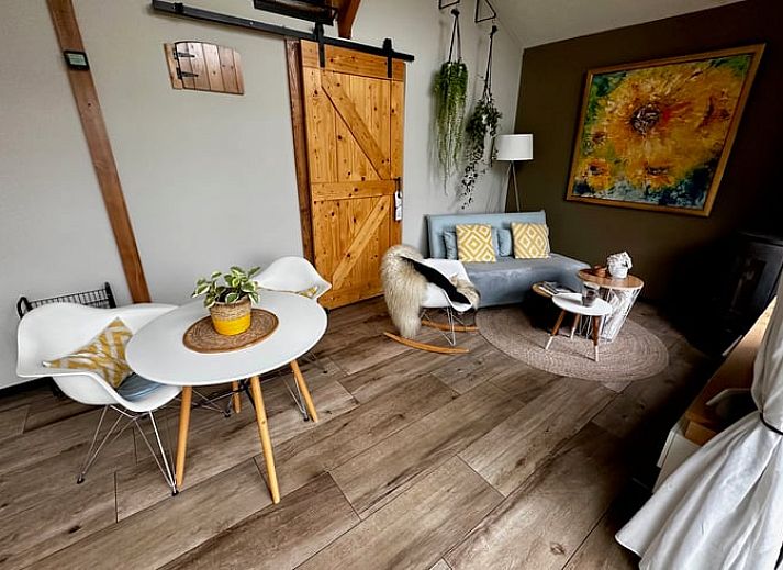 Relax in de luxe jacuzzi bij Vakantiehuis in Nieuw Heeten, Salland, Overijssel.