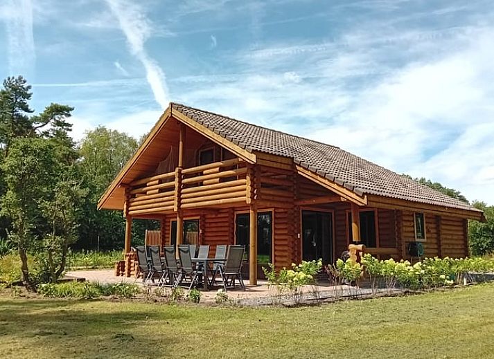 Sfeervolle avondverlichting van Vakantiehuis in Ommen, een knus vakantieverblijf in de Vechtstreek, Overijssel.