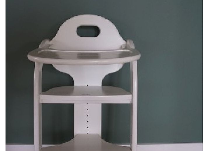 Natuurrijke omgeving van De Bosuil vakantiehuis in Punthorst, Overijssel, met bloementuin en wandelpaden.