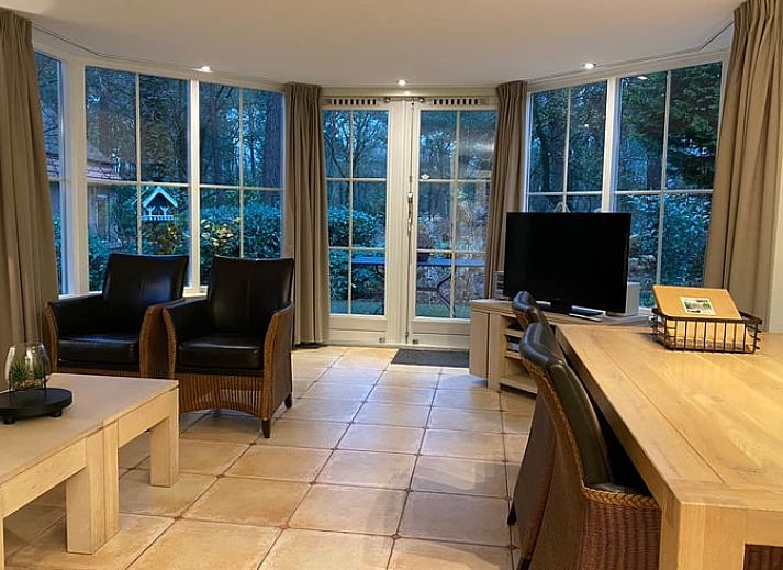 Cozy terrace at Cottage in Beerze, vacation home in the natural surroundings of Vechtstreek, Overijssel.