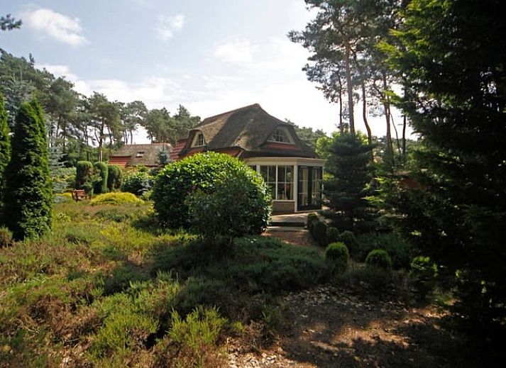 Entrance to Huisje in Beerze, attractive vacation home in Vechtstreek, Overijssel.