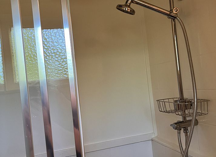 Ontdek de groene natuur rondom vakantiehuis OV703 in Beerze, Vechtstreek, Overijssel voor een serene ontsnapping.