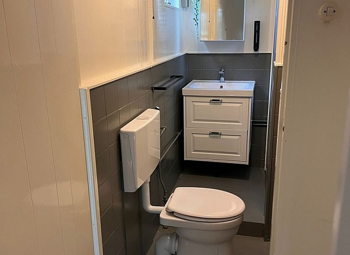 Ontdek de groene natuur rondom vakantiehuis OV703 in Beerze, Vechtstreek, Overijssel voor een serene ontsnapping.