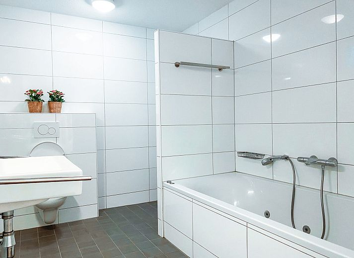 Guest house 540221 - Holiday property Vechtstreek - Familiehuis de Jeneverbes