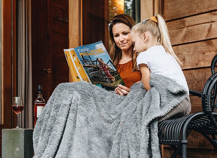 Rustikaler Charme der Youpi! Lodge, ein Safarizelt in der Natur von Beerze, Vechtstreek, Overijssel.