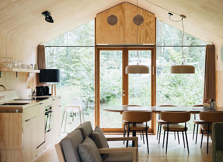 Wikkelhouse Duo Ferienhaus mit Terrasse in Beerze, Region Vecht, umgeben von Natur.