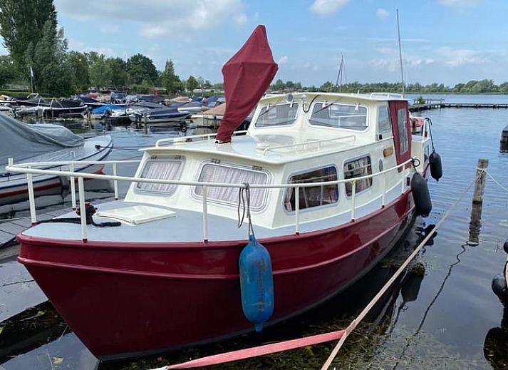 Zonsondergang bij Huisje in Daarleveen, vakantiehuis in Gramsbergen, Overijssel met prachtig uitzicht over de jachthaven.