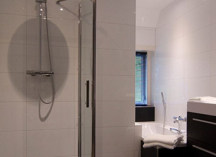 Gezellige woonkamer van Vakantiehuis in Dalfsen, perfect voor ontspanning in de Vechtstreek, Overijssel.