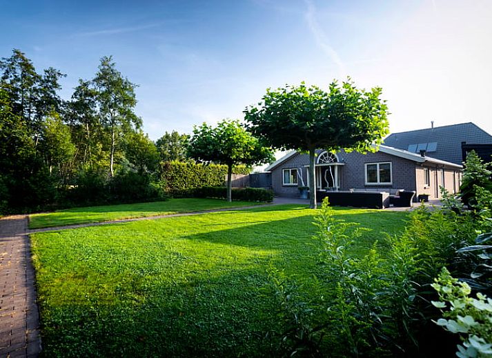 Vakantiehuis in Dalfsen met zonnige tuin, gelegen in de groene omgeving van de Vechtstreek, Overijssel. Geniet van rust en natuur.