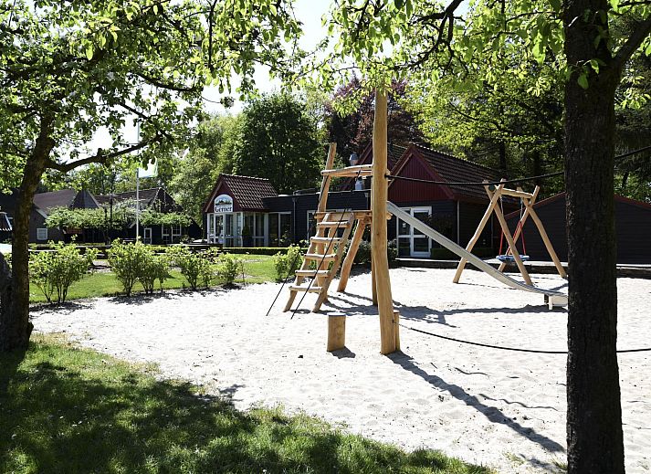 Moderne Kueche in Ferienhaus 4-persons, Dalfsen, Vechtstreek, Overijssel.