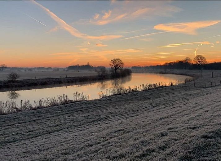 Gemuetliche Sitzecke im Freien im Cottage in Dalfsen, Ferienunterkunft in Overijssel.