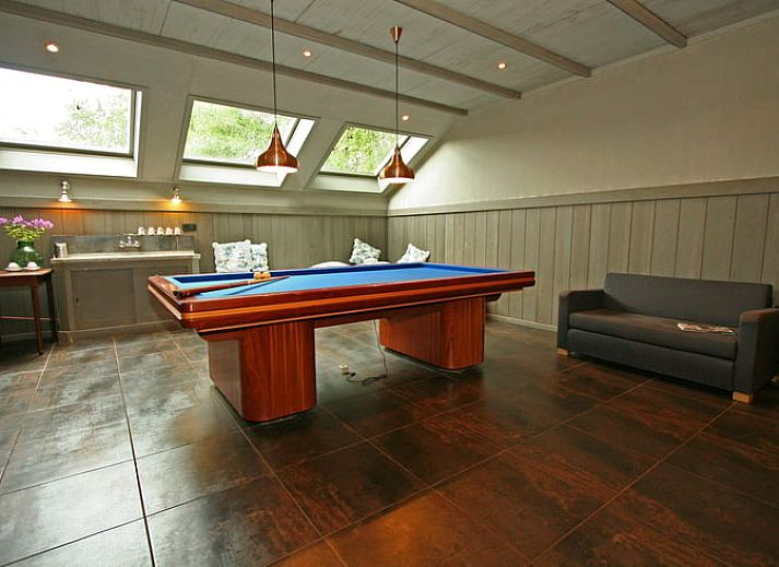 Rustic outdoor space at Cottage in Balkbrug, vacation home in Vecht region, Overijssel.