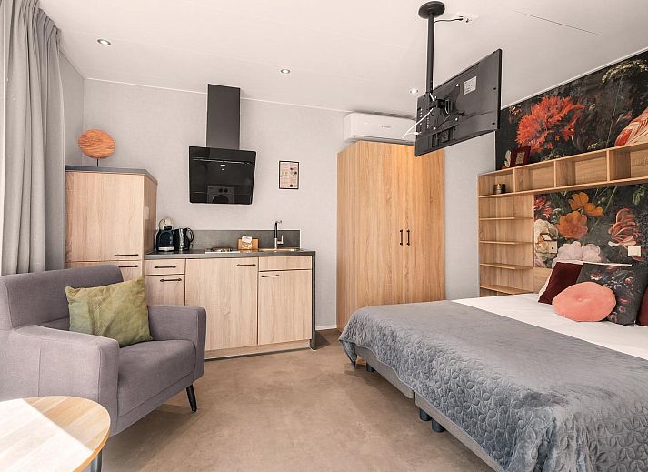 Guest house 540880 - Holiday property Vechtstreek - Luxe bosrand loft met Hottub & Sauna