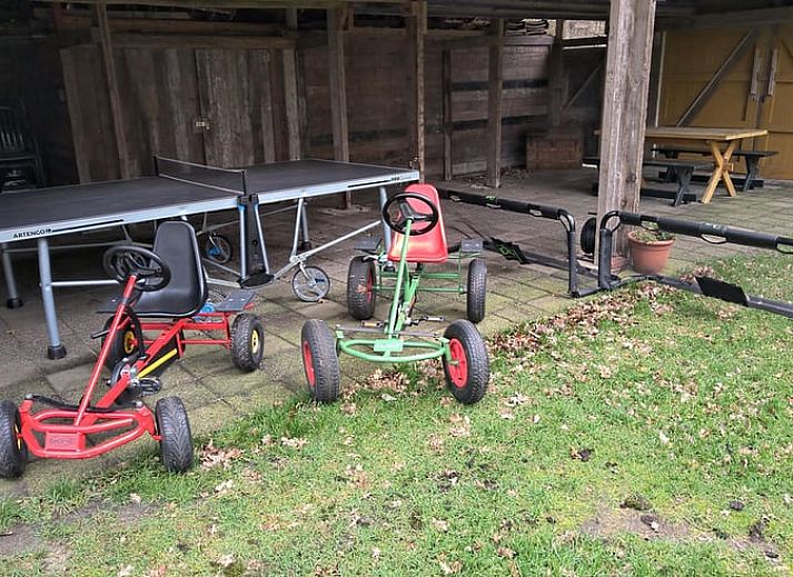 Ruime binnenruimte van Vakantiehuis in Lemele, Archem, met houten interieur, Overijssel.