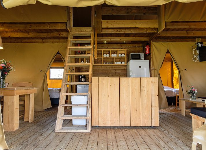 Guest house 541127 - Tent house Vechtstreek - Verandalodge