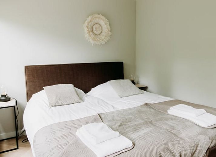 Comfortabele woonkamer in Vakantiehuisje in Rheezerveen, Vechtstreek, Overijssel.