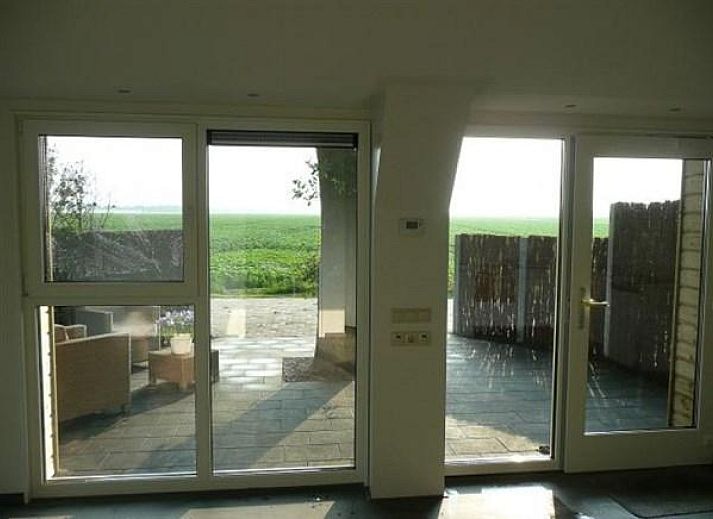 Gezellig zithoekje op het terras van OV249 in Stegeren-Ommen, Vechtstreek, Overijssel