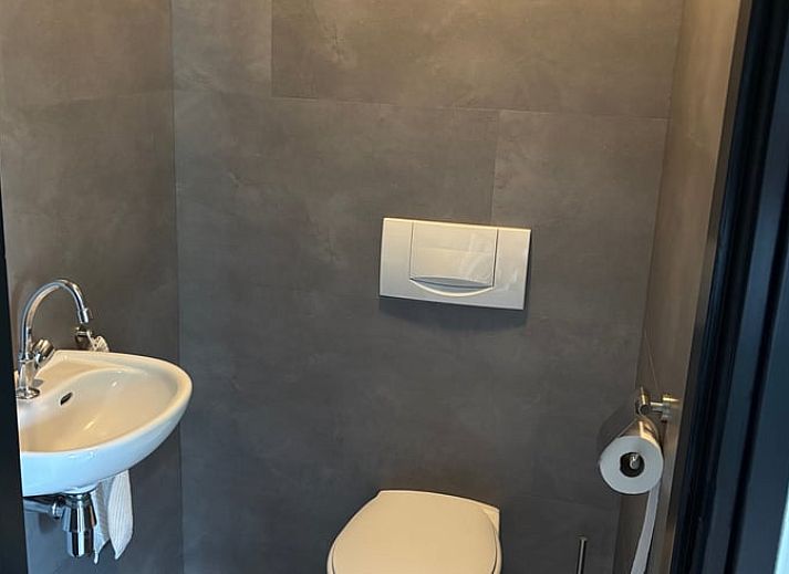 Moderne Kueche im Ferienhaus in Arrien, ideal fuer einen erholsamen Aufenthalt in der Region Vecht, Overijssel.