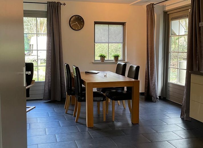 Ferienhaus in Lemele, ein charmantes Ferienhaus in der Region Vecht, Overijssel, umgeben von gruener Natur und ruhiger Umgebung.