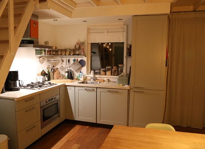 Gemuetlicher Innenhof des Ferienhauses in Stegeren, Region Vecht, mit einladender Sitzecke.