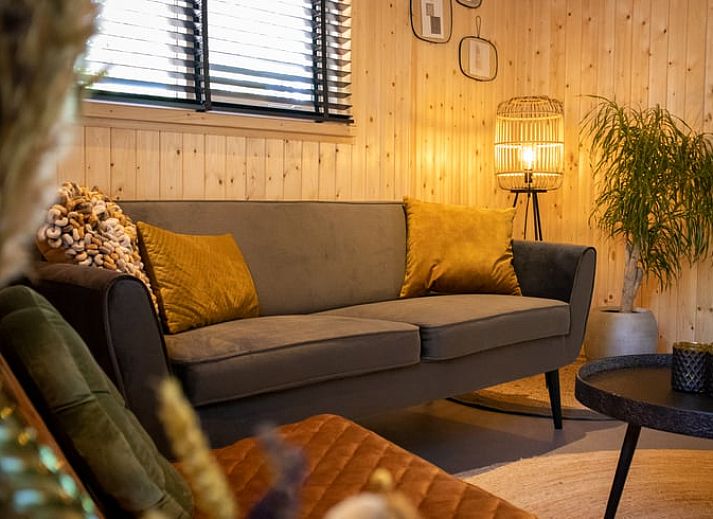 Modern bathroom of Holiday Home in Bruchterveld, Vechtstreek, Overijssel with luxurious bathtub and stylish finish.