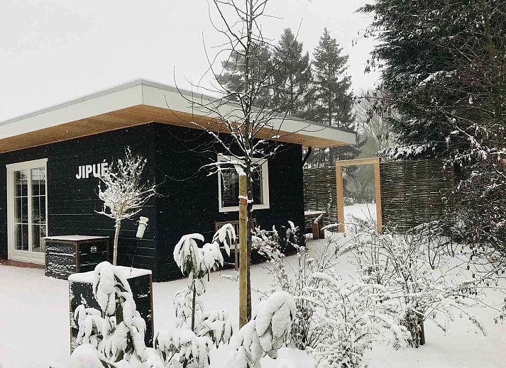 Stijlvolle keuken in vakantiehuis OV527, Bruchterveld, Overijssel.